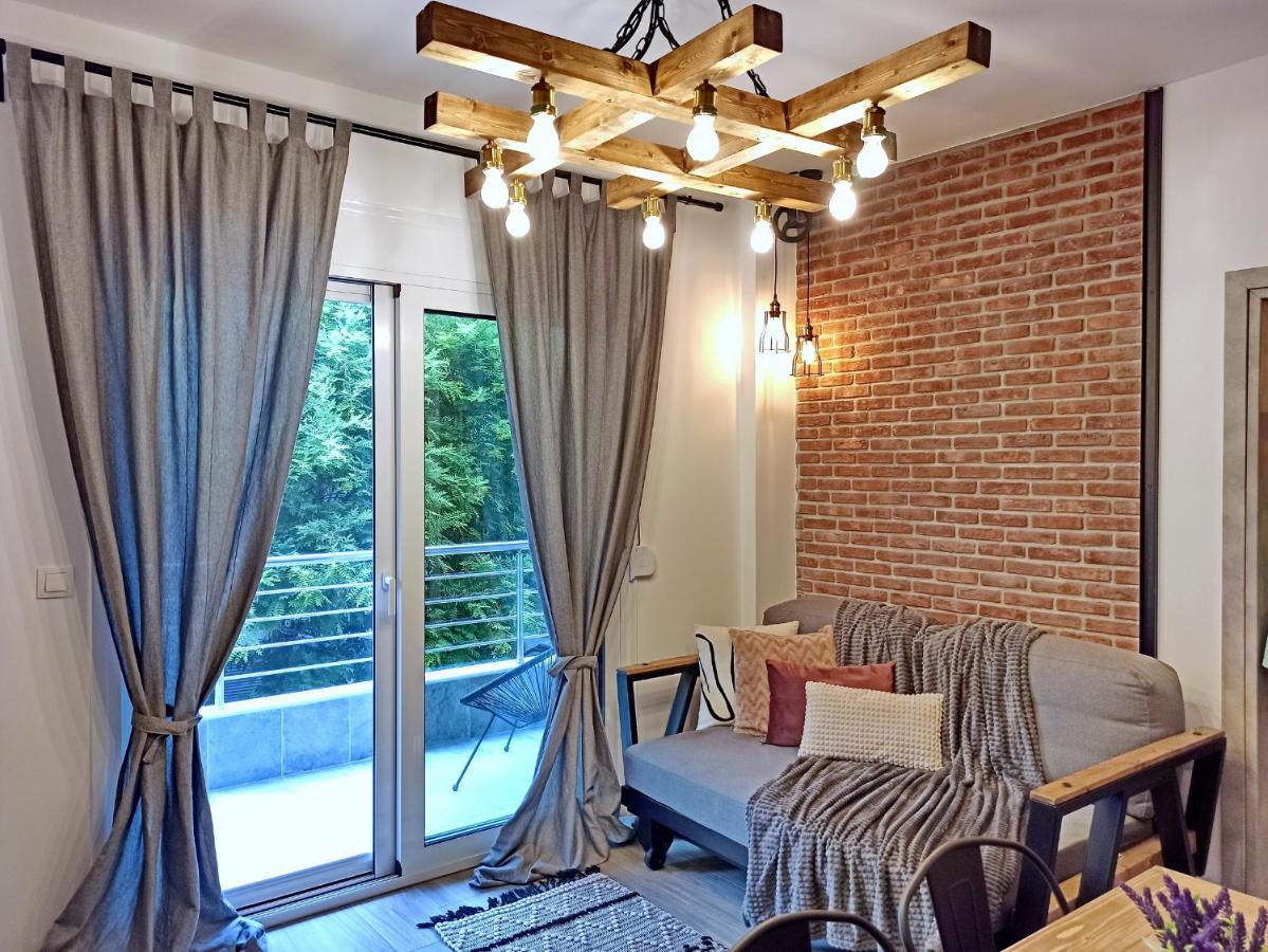 Homilis * Alexandroupoli